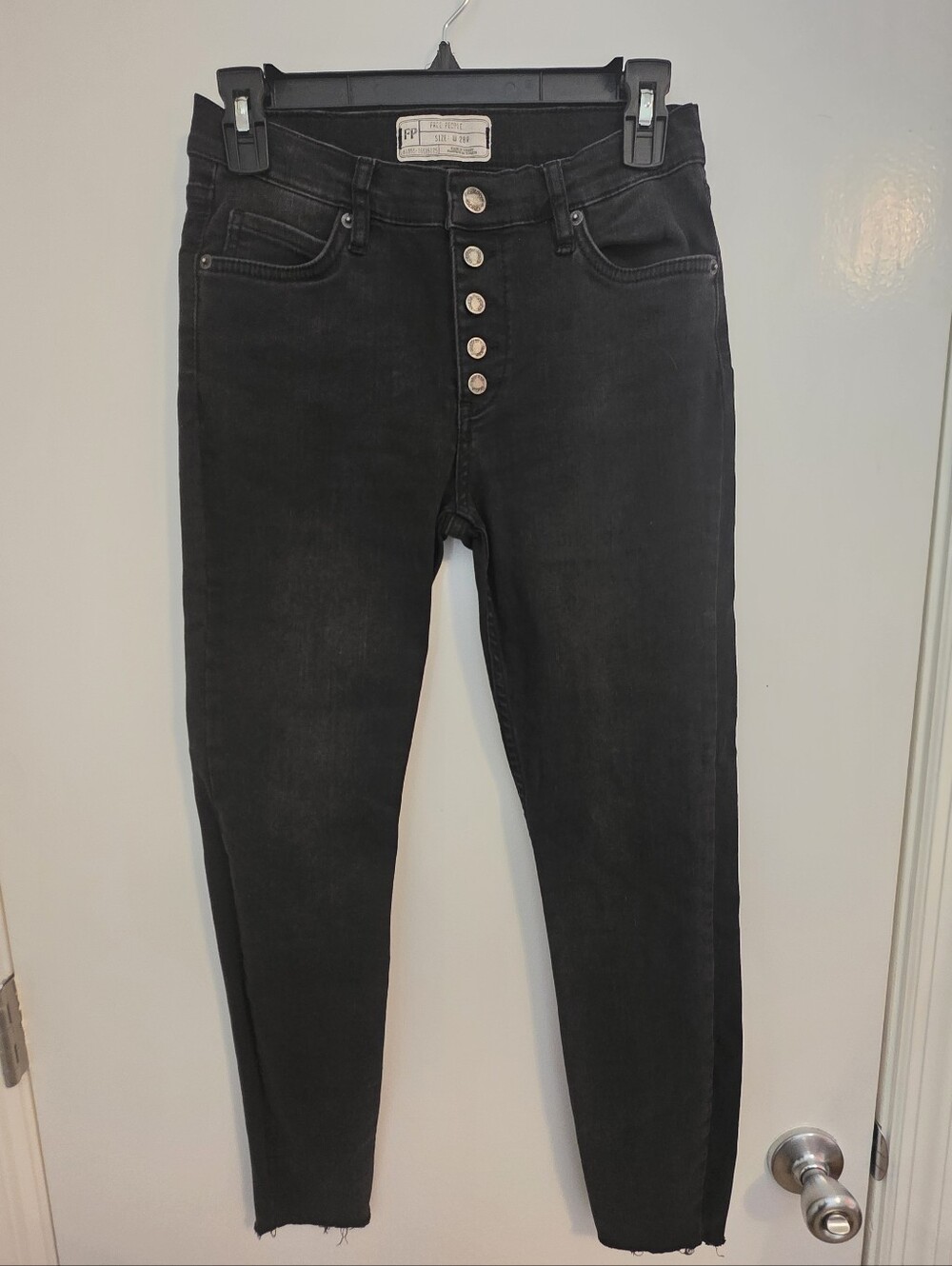 Free People High-Rise 5-Button Fly Black Skinny Raw Hem Jeans Women's 28R